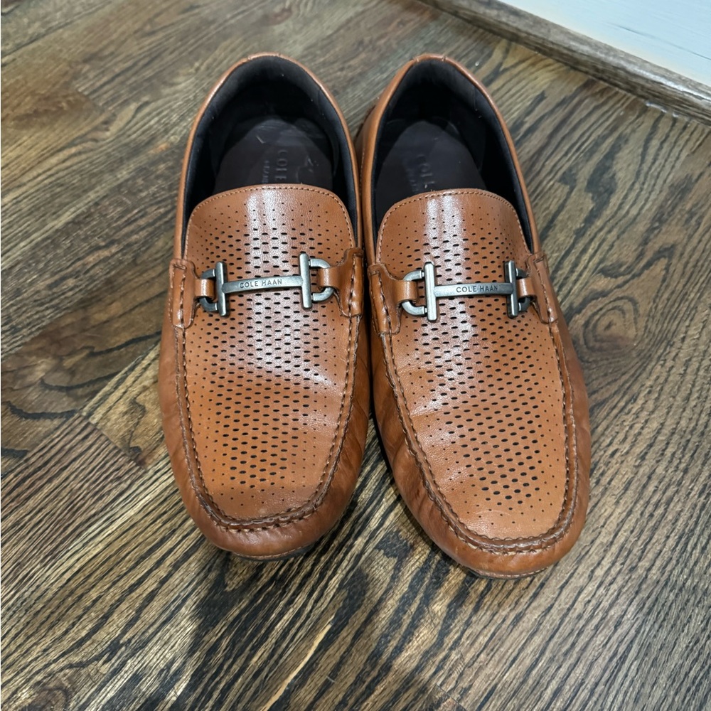Men's Cole Haan loafers size 1-